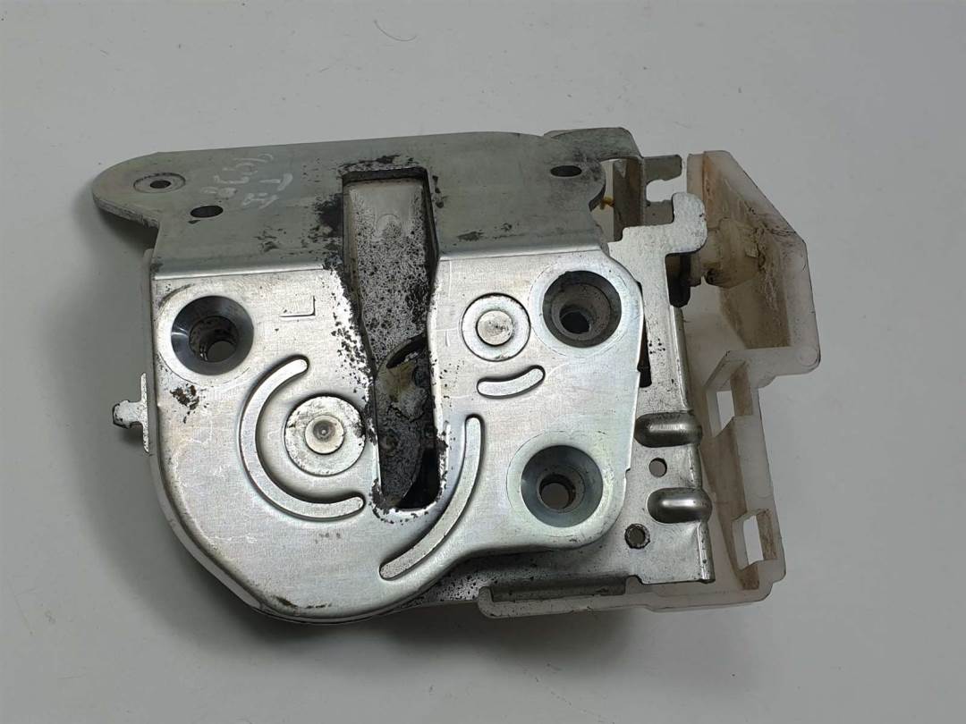 CERRADURA PUERTA TRASERA IZQUIERDA - MAZDA - 5 BERL. (CR)