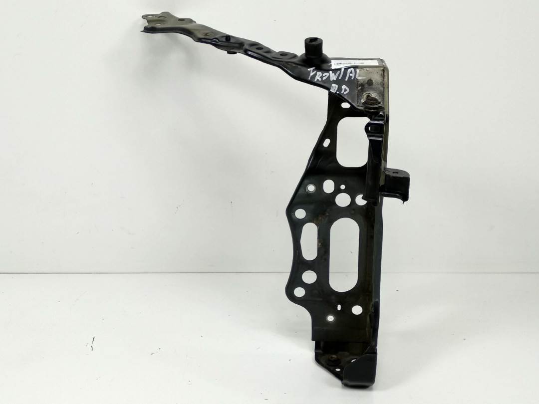 SOPORTE FARO DERECHO - LEXUS - IS200 (DS2/IS2)