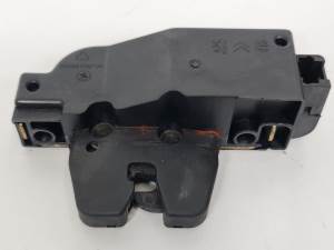 CERRADURA MALETERO / PORTON CITROEN C8 Autodesguaces Alicante