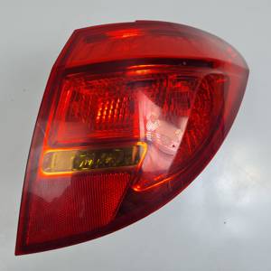 PILOTO TRASERO DERECHO 13253628 OPEL MERIVA B Autodesguaces Alicante