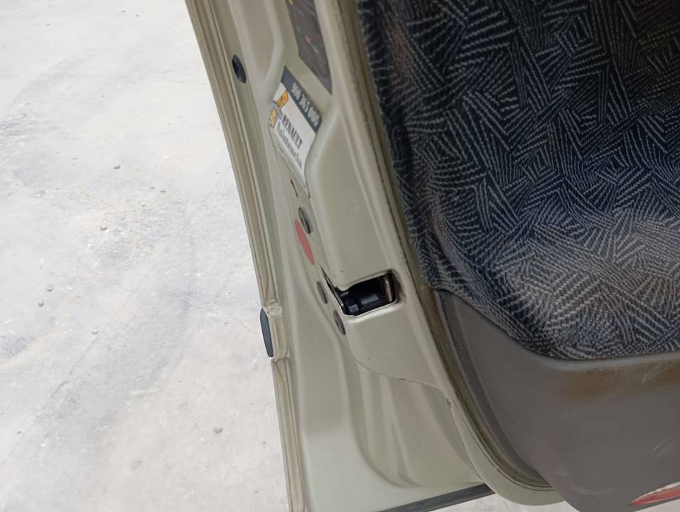 CERRADURA PUERTA DELANTERA IZQUIERDA
