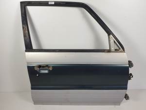 PUERTA DELANTERA DERECHA MITSUBISHI MONTERO (V20/V40) Autodesguaces Alicante