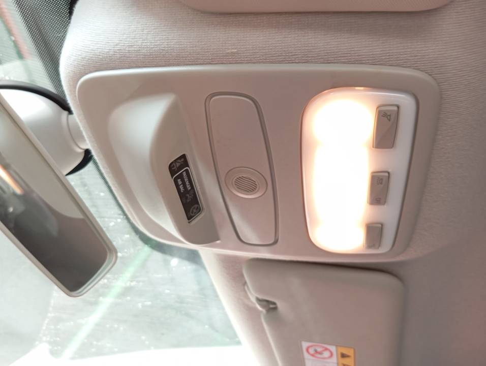 LUZ INTERIOR