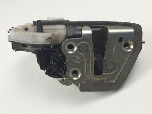 CERRADURA PUERTA TRASERA DERECHA CITROEN C1 Autodesguaces Alicante