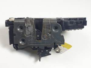 CERRADURA PUERTA TRASERA IZQUIERDA 7H5A26413AA LAND ROVER FREELANDER 2 (LR2) (L359) Autodesguaces Alicante