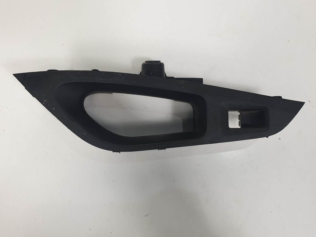 MOLDURAS DELANTERAS - 5F4867227A - SEAT - LEON (5F1)