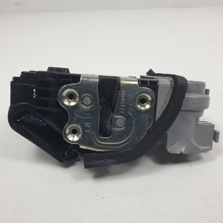 CERRADURA PUERTA DELANTERA DERECHA A045777 HYUNDAI IONIQ Autodesguaces Alicante