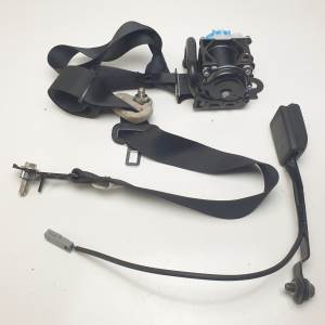 CINTURON SEGURIDAD DELANTERO DERECHO TKAH2EH959 MAZDA 3 (BM/BN) Autodesguaces Alicante