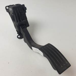 POTENCIOMETRO PEDAL 4M519F836AH MAZDA 3 BERLINA (BK) Autodesguaces Alicante