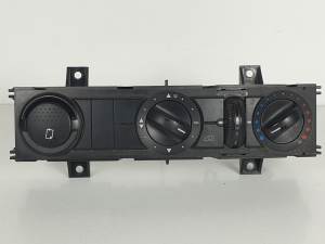 MANDO CALEFACCION / AIRE ACONDICIONADO A9068300485KZ MERCEDES SPRINTERII CAJA CERRADA (DESDE 01.06) Autodesgua