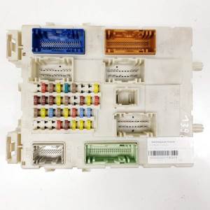 CAJA RELES / FUSIBLES GV6T14A073DE FORD TRANSIT CONNECT Autodesguaces Alicante