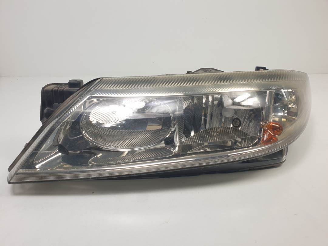 Phare gauche - 8200002845 - RENAULT - LAGUNA II (BG0)