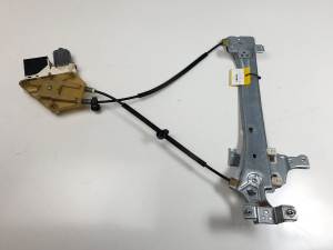 ELEVALUNAS TRASERO IZQUIERDO 827310185R RENAULT MEGANE III BERLINA 5P Autodesguaces Alicante