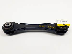 BRAZO SUSPENSION SUPERIOR TRASERO DERECHO 679254005 BMW SERIE 1 LIM. (F20/F21) Autodesguaces Alicante