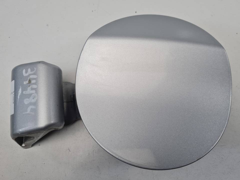 TAPA EXTERIOR COMBUSTIBLE 695101J000 HYUNDAI I20 (PB) Autodesguaces Alicante
