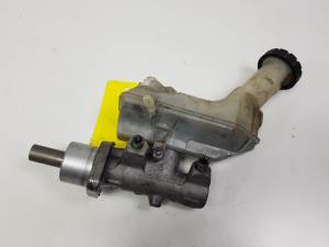 BOMBA FRENO 8200129956 NISSAN NOTE (E11E) Autodesguaces Alicante