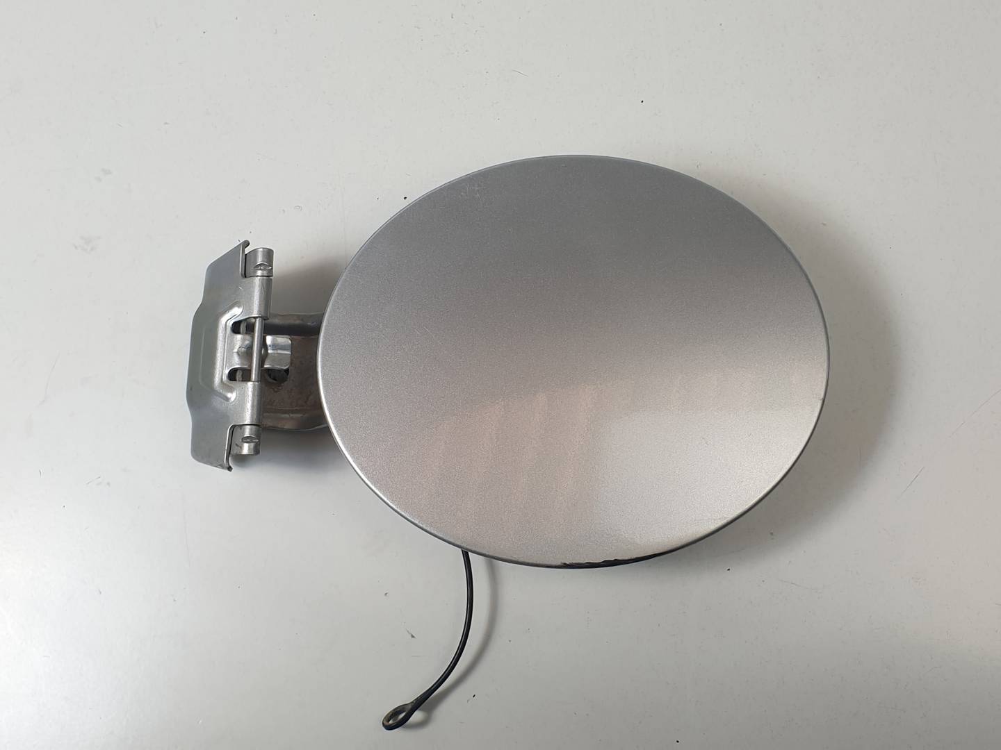 TAPA EXTERIOR COMBUSTIBLE - MAZDA - 6 LIM. (GH)