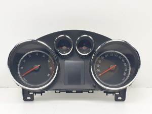 CUADRO INSTRUMENTOS 13433769 OPEL ASTRA J SPORTS TOURER Autodesguaces Alicante