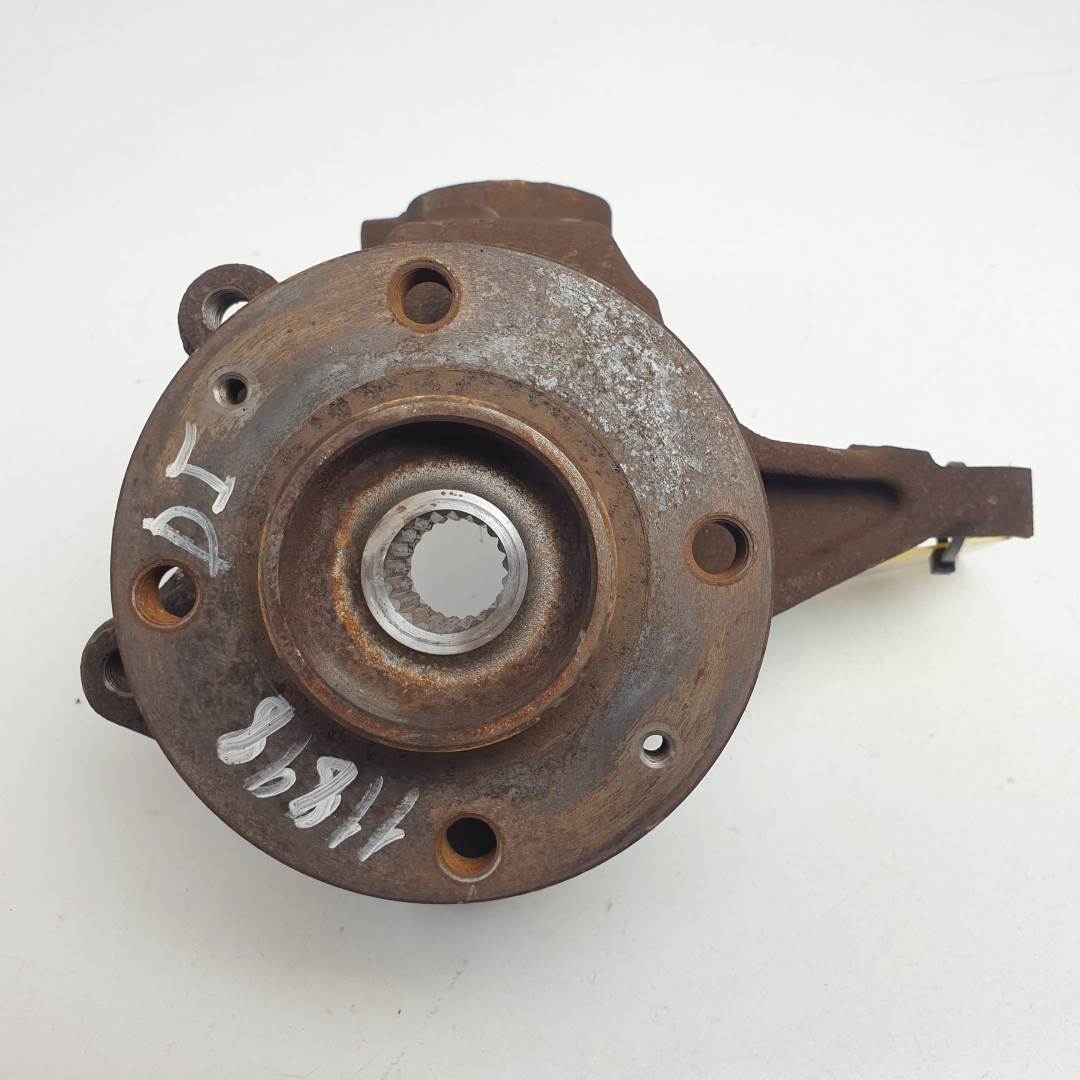 Achsschenkel vorne links - PEUGEOT - 206+