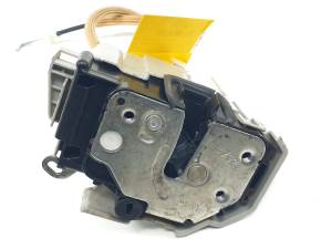 CERRADURA PUERTA DELANTERA DERECHA 51827955 FIAT BRAVO (198) Autodesguaces Alicante