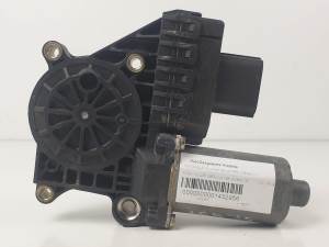 MOTOR ELEVALUNAS DELANTERO DERECHO 0130821771 FORD MONDEO BERLINA (GE) Autodesguaces Alicante