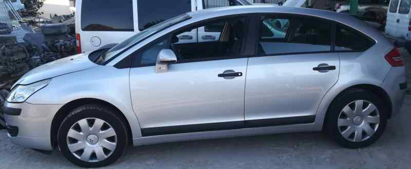 Imagen del vehículo CITROEN C4 BERLINA