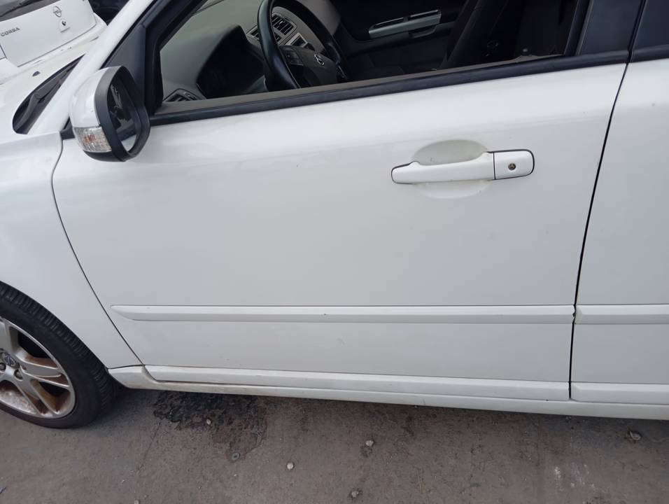 CERRADURA PUERTA DELANTERA IZQUIERDA
