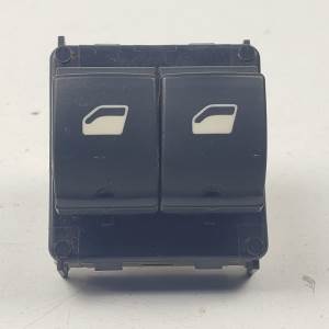 MANDO ELEVALUNAS DELANTERO IZQUIERDO 98106397ZD CITROEN C4 CACTUS Autodesguaces Alicante
