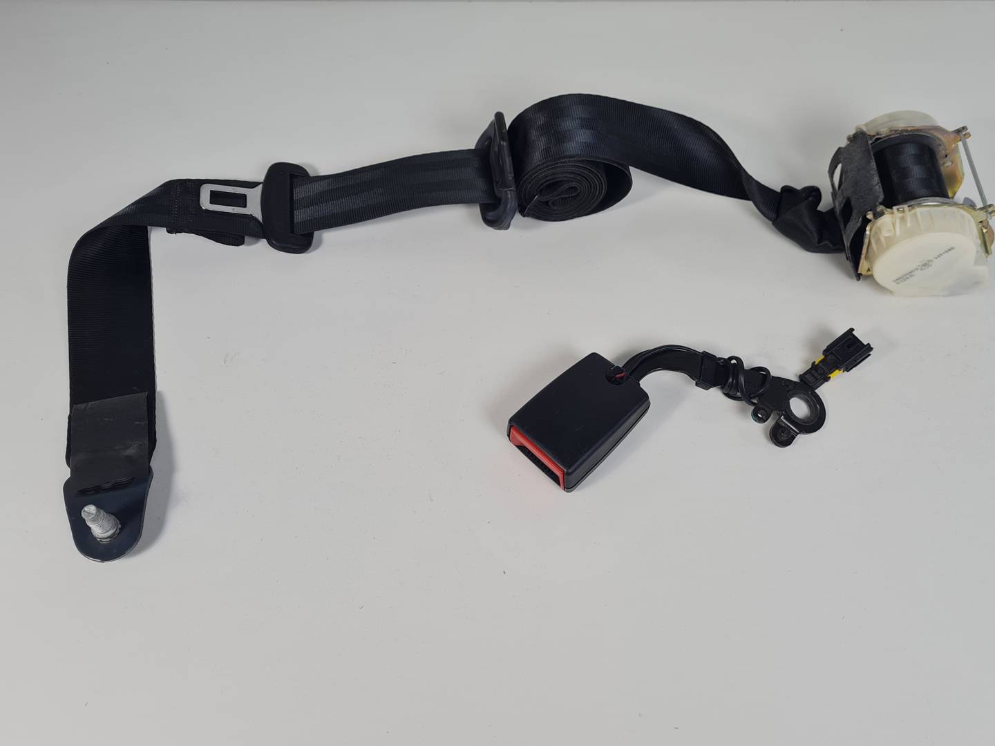 CINTURON SEGURIDAD TRASERO IZQUIERDO - 9682053680 - PEUGEOT - 5008 (T87)