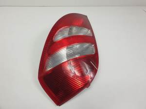 PILOTO TRASERO DERECHO A1698200464R MERCEDES CLASE A (W169) Autodesguaces Alicante