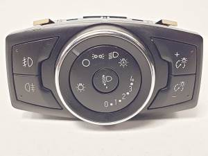 MANDO LUCES BM5T13A024CD FORD FOCUS LIM. (CB8) Autodesguaces Alicante