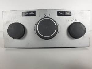 MANDO CLIMATIZADOR 13122962 OPEL ASTRA GTC Autodesguaces Alicante