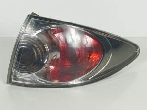 PILOTO TRASERO DERECHO 22061974 MAZDA 6 MONOVOLUMEN (GY) Autodesguaces Alicante
