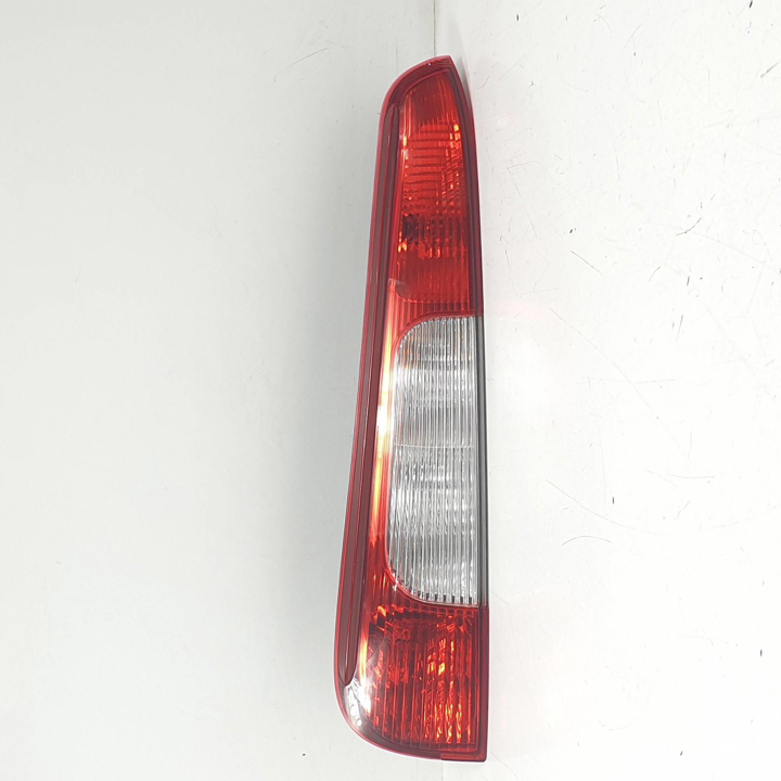 PILOTO TRASERO IZQUIERDO 3M5113A603AA FORD FOCUS C-MAX (CAP) Autodesguaces Alicante
