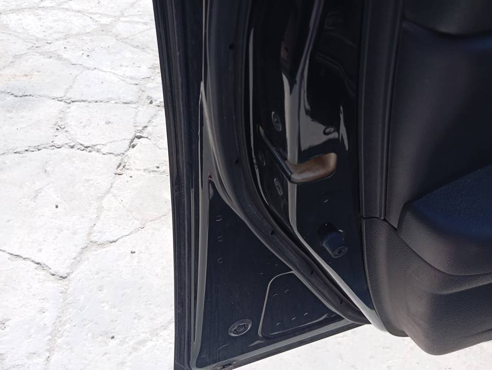 CERRADURA PUERTA DELANTERA IZQUIERDA