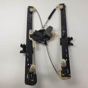 ELEVALUNAS TRASERO DERECHO DK6227000AG LAND ROVER RANGE ROVER SPORT Autodesguaces Alicante