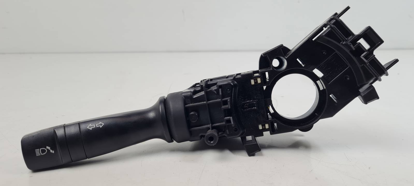 MANDO INTERMITENTES 934103Z200 HYUNDAI I40 Autodesguaces Alicante