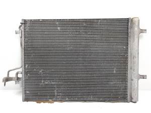 CONDENSADOR / RADIADOR AIRE ACONDICIONADO 8V6119710FA FORD FOCUS TURN. (CB8) Autodesguaces Alicante