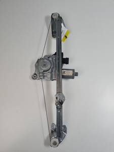 ELEVALUNAS TRASERO DERECHO 13132232 OPEL ZAFIRA B Autodesguaces Alicante