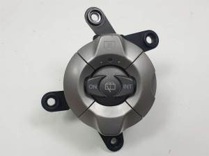 MANDO LIMPIA 9361027500 HYUNDAI COUPE (RD) Autodesguaces Alicante
