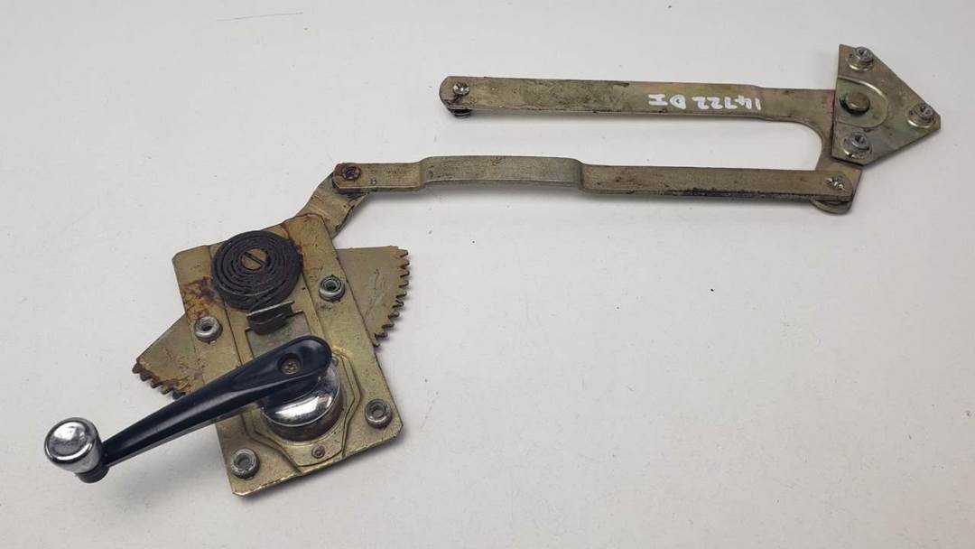 ELEVALUNAS DELANTERO IZQUIERDO - AUSTIN - MORRIS 1100