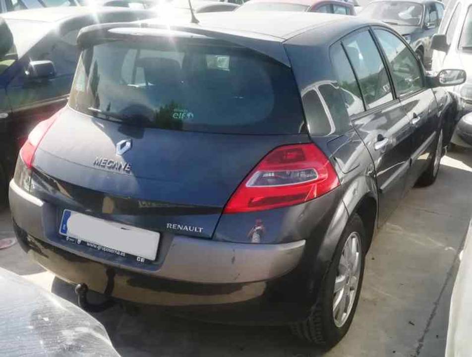 Imagen del vehículo RENAULT MEGANE II BERLINA 5P