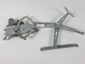 ELEVALUNAS DELANTERO DERECHO 994887101 OPEL ZAFIRA B Autodesguaces Alicante