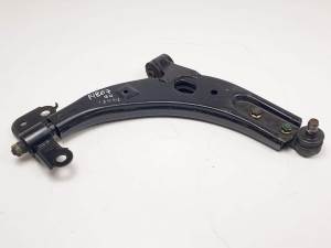 BRAZO SUSPENSION INFERIOR DELANTERO DERECHO KIA CARENS (FJ) Autodesguaces Alicante