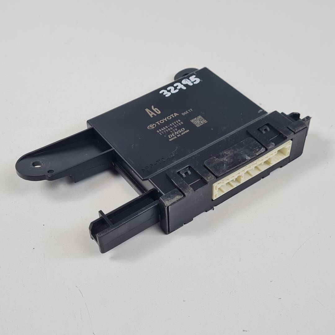 MODULO ELECTRONICO - 8865042720 - TOYOTA - RAV4