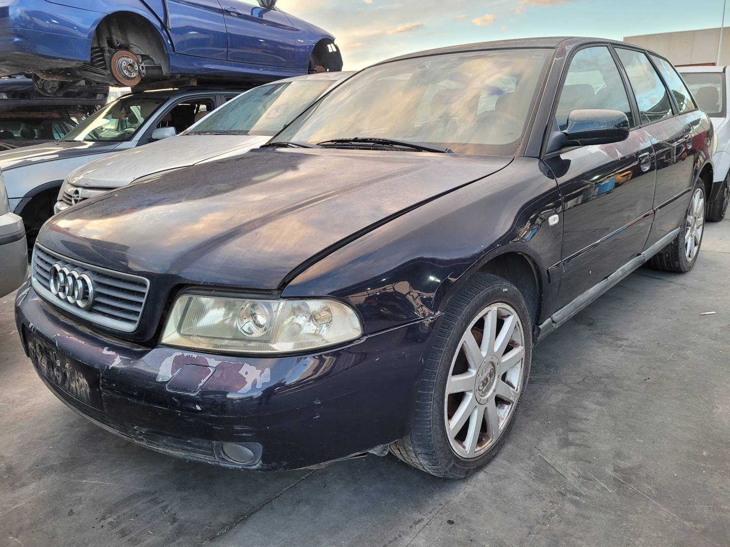 AUDI A4 AVANT (B5) (1999 - 2001)