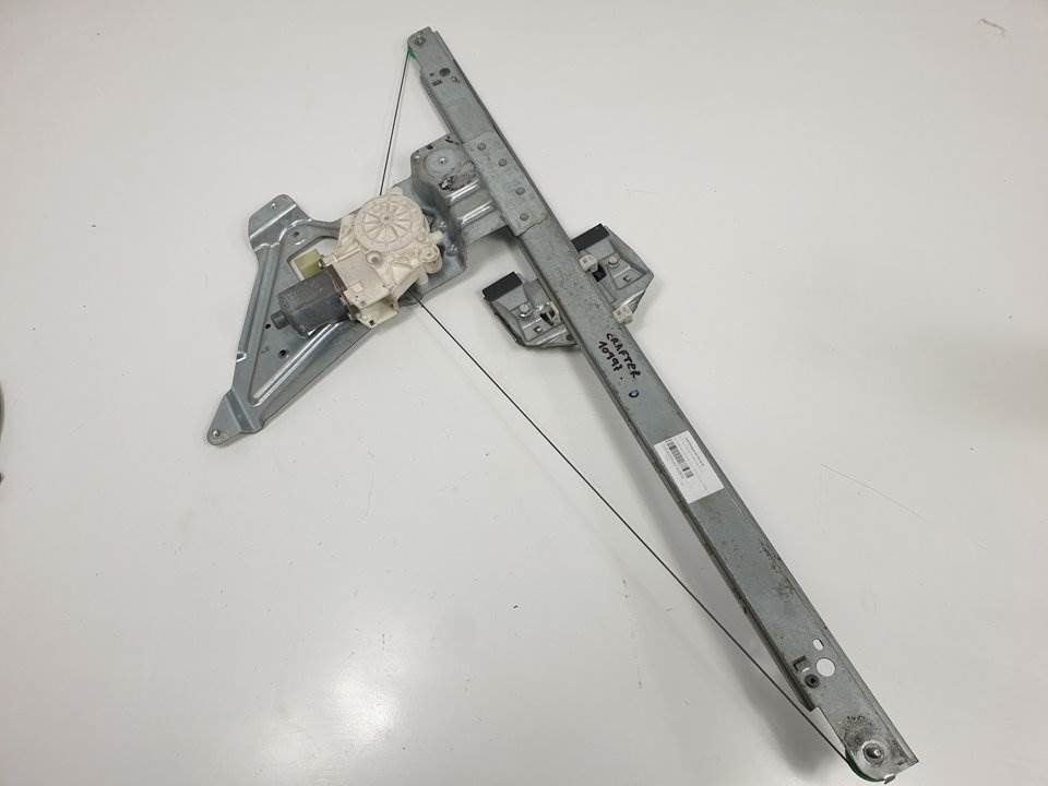 ELEVALUNAS DELANTERO DERECHO - A0068205542 - VOLKSWAGEN - CRAFTER CAJA CERRADA