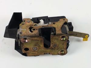 CERRADURA PUERTA TRASERA IZQUIERDA RENAULT SAFRANE (B54) Autodesguaces Alicante