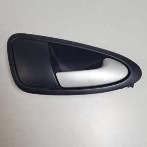 MANETA INTERIOR DELANTERA DERECHA 6J1837114A SEAT IBIZA (6J5) Autodesguaces Alicante
