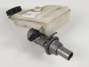 BOMBA FRENO AV612140G FORD FOCUS LIM. (CB8) Autodesguaces Alicante